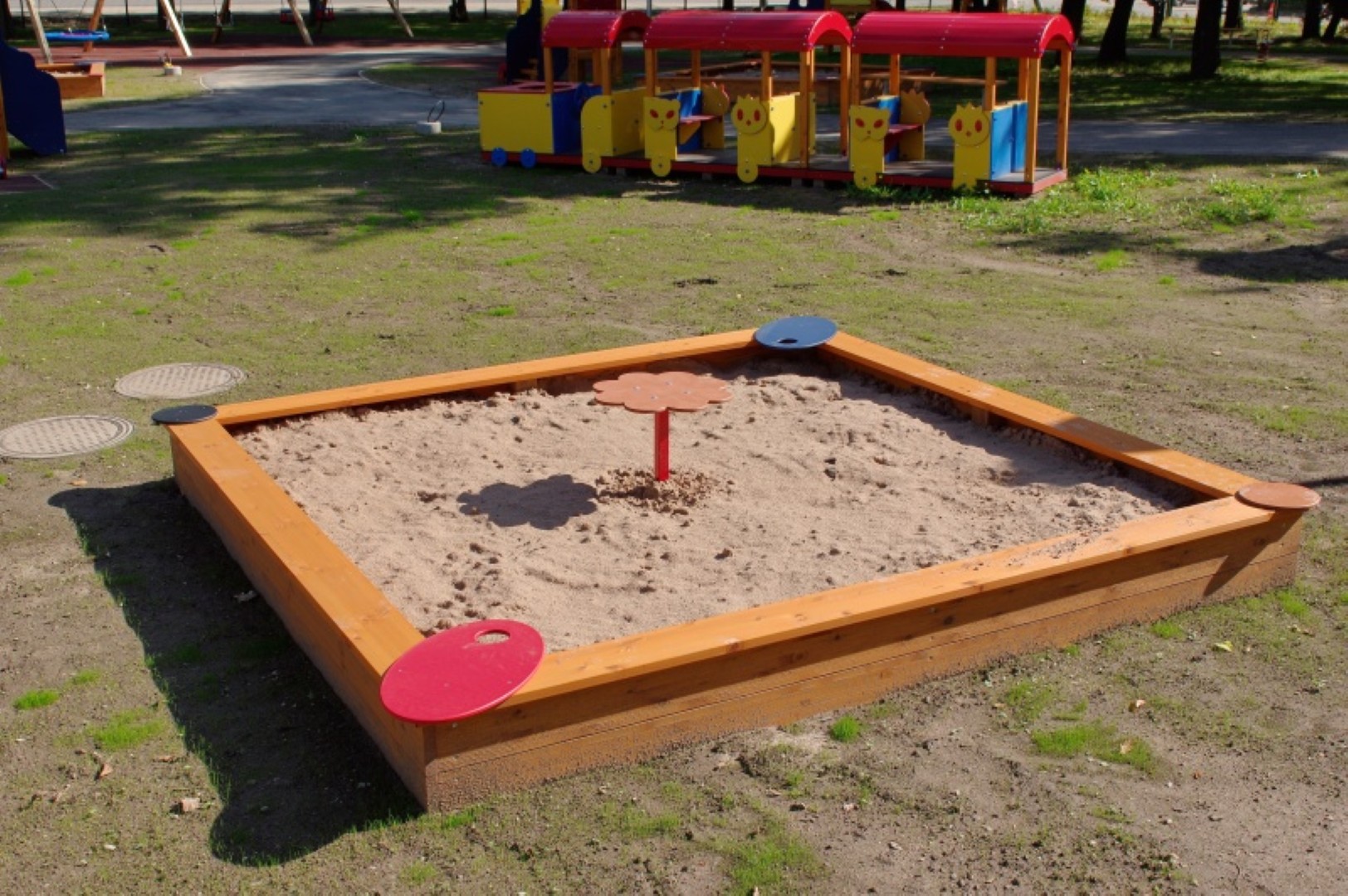 Ovale platen voor zandbakhoeken (met één gat)