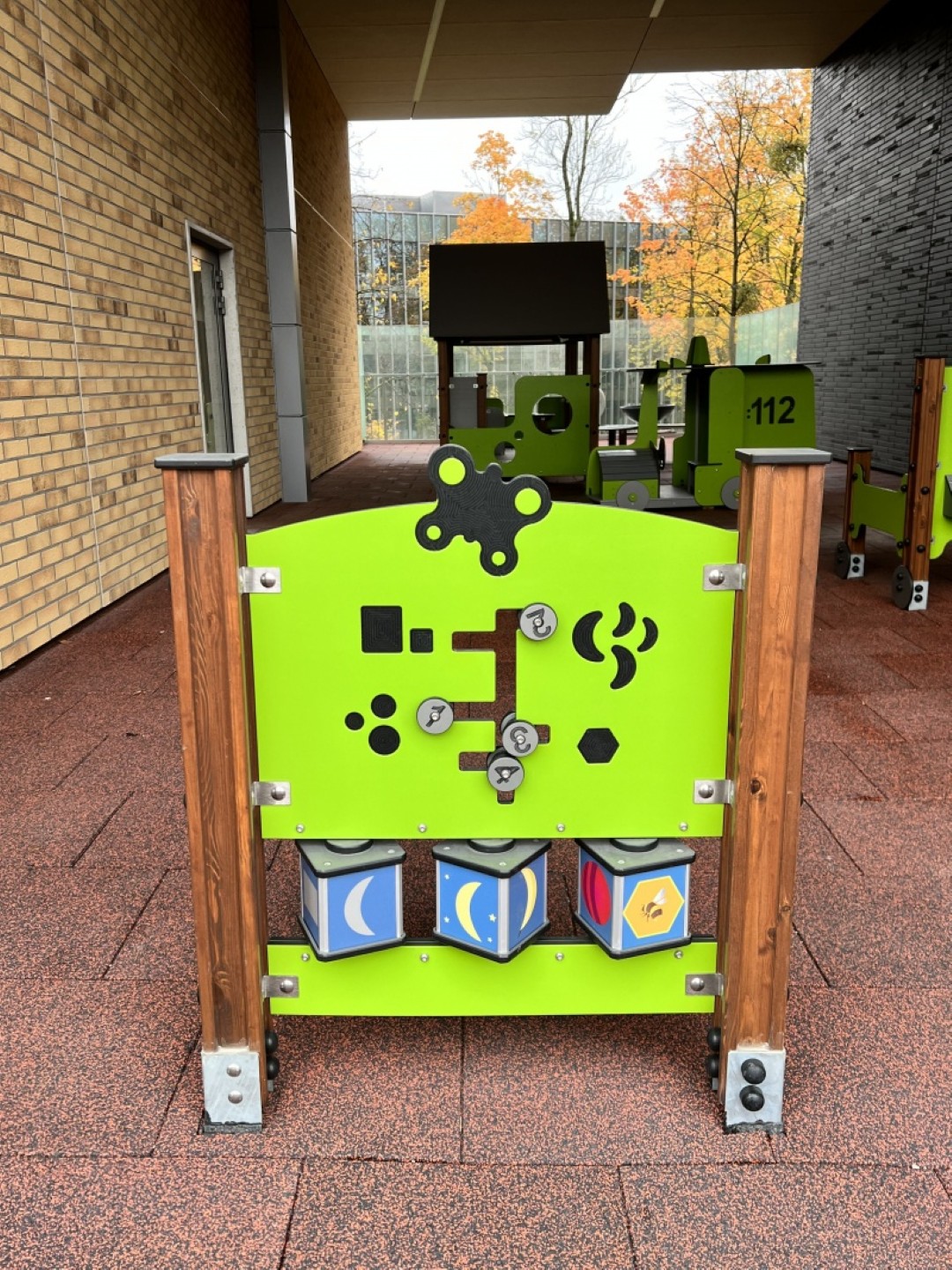 Activiteitenwand VORMEN