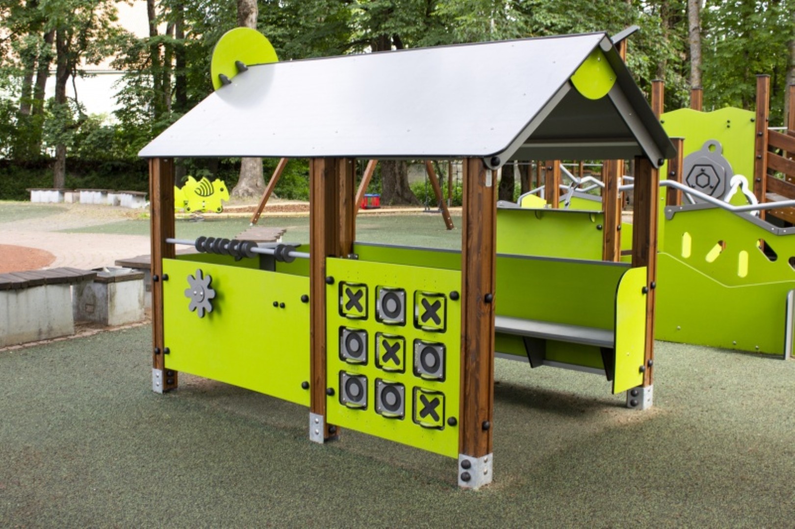 Speelhuisje BUFFET met activiteitenpanelen