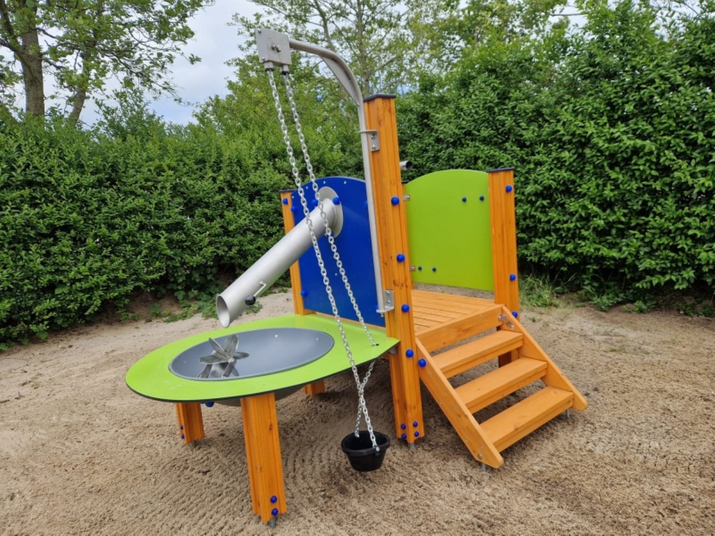 Zandspelcomplex met platform