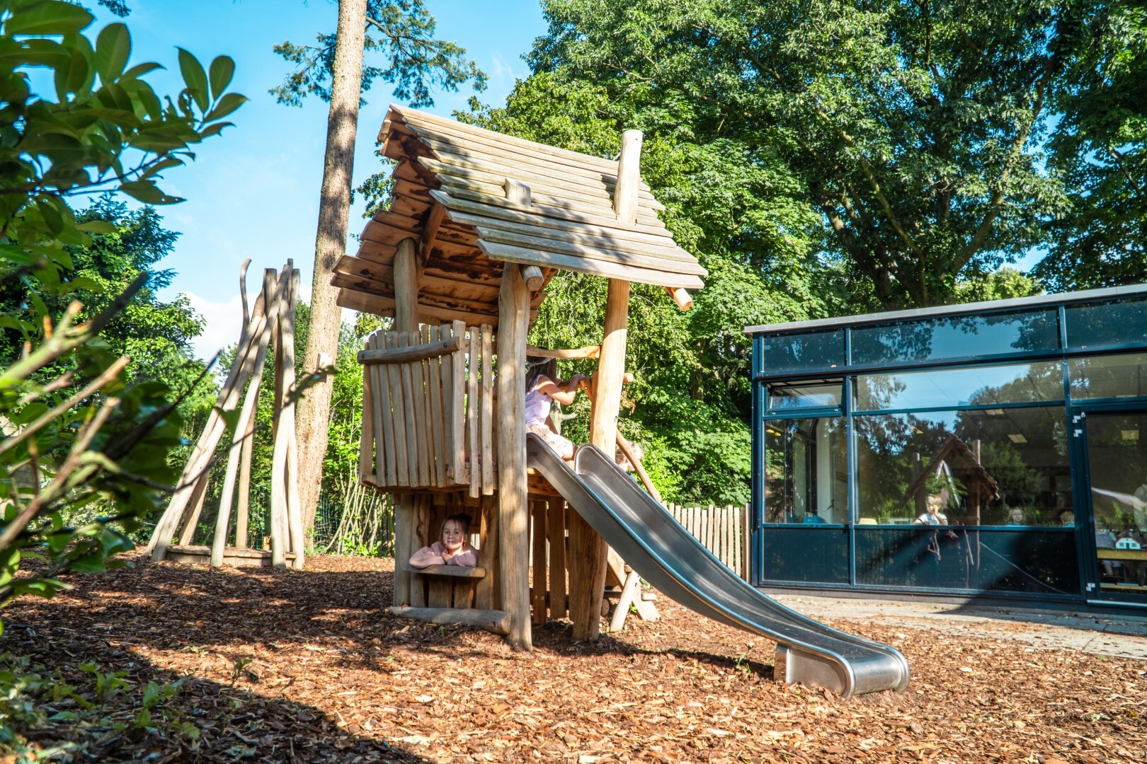 Boskabouter met glijbaan